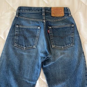 Levis straight jeans
